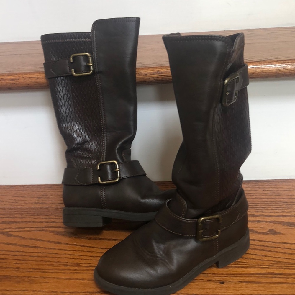 Little girls size 11 brown boots